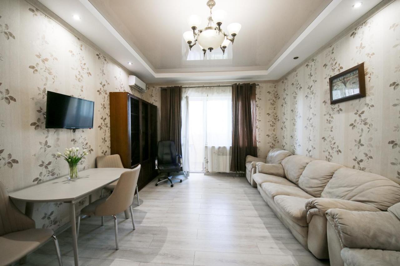 Апартаменти 2-Кімнатні В Новобудові М. Дружби Народів Kiev Exterior foto